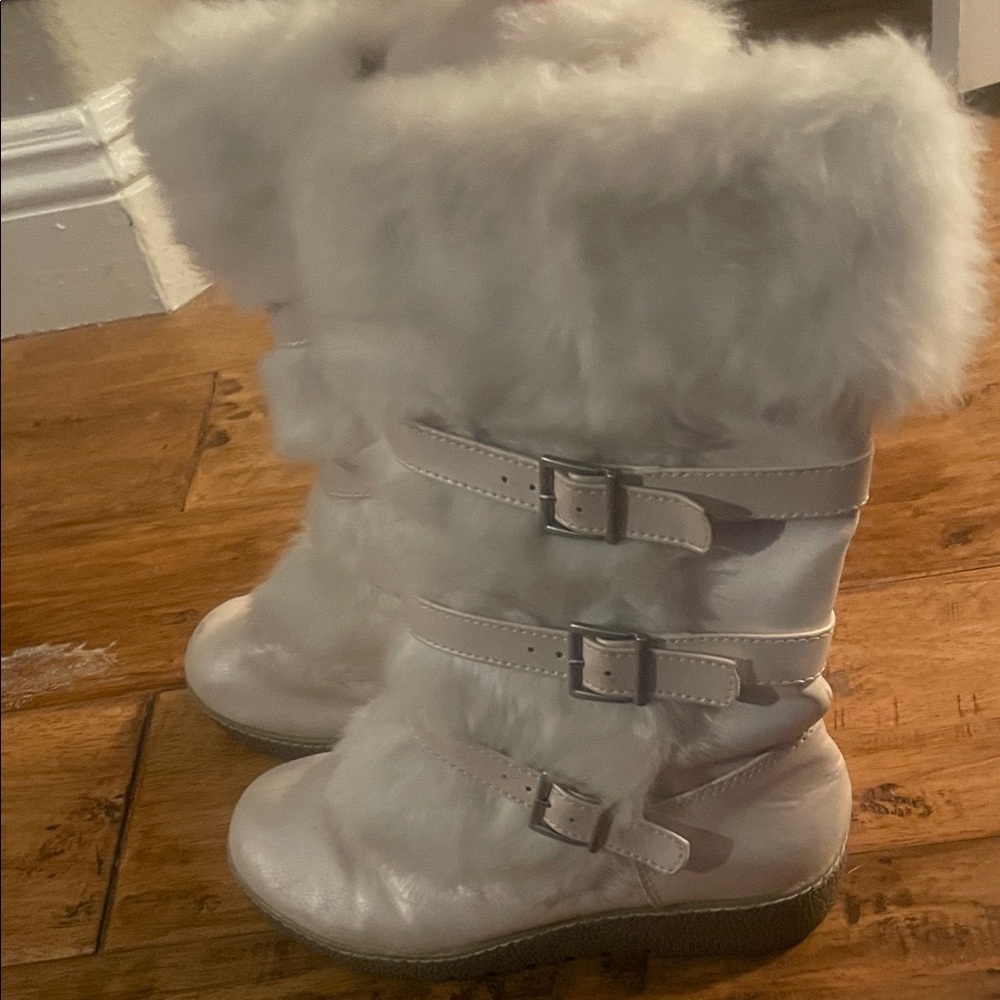 Cherokee White Kids Snow Boots with Fur Trim